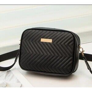Black and gold fuax leather classy purse